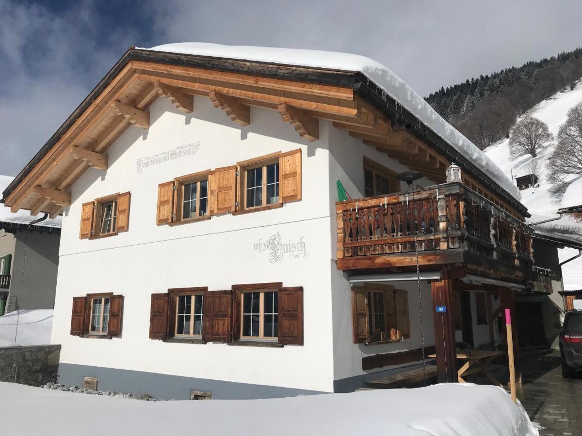 Ferienwohnung Uf Z'Enisch Klosters Luaran gambar