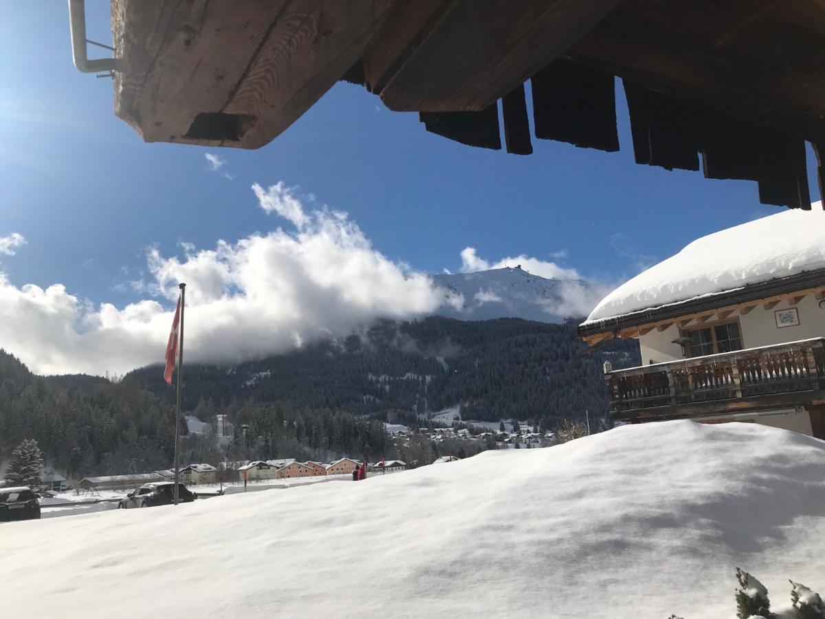 Ferienwohnung Uf Z'Enisch Klosters Luaran gambar