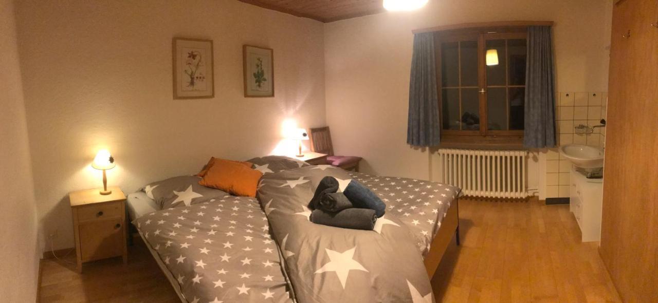 Ferienwohnung Uf Z'Enisch Klosters Luaran gambar