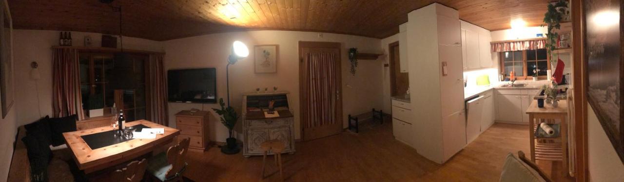 Ferienwohnung Uf Z'Enisch Klosters Luaran gambar