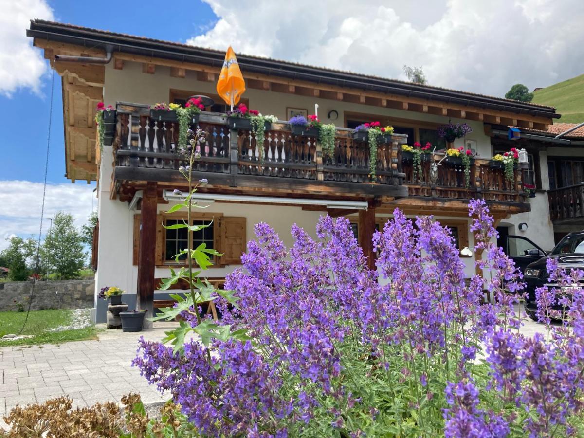 Ferienwohnung Uf Z'Enisch Klosters Luaran gambar