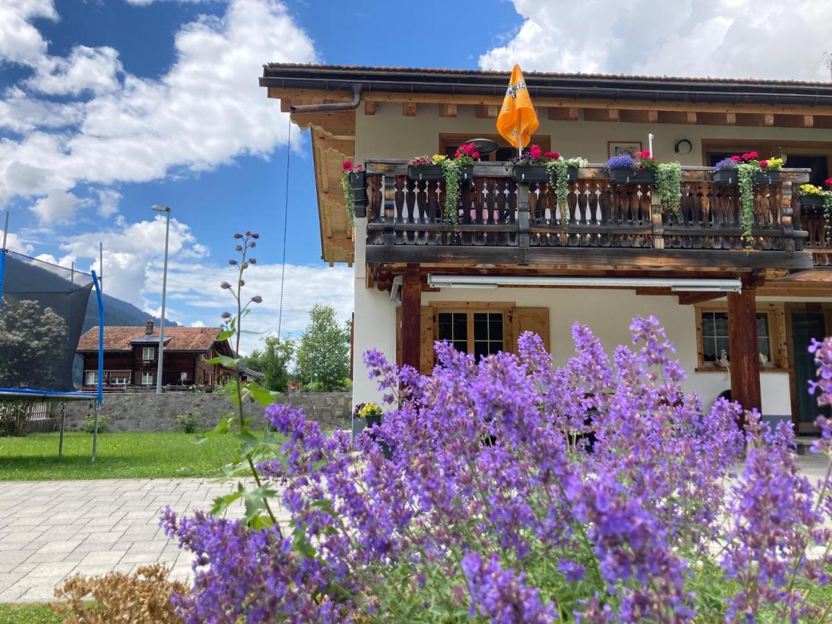 Ferienwohnung Uf Z'Enisch Klosters Luaran gambar